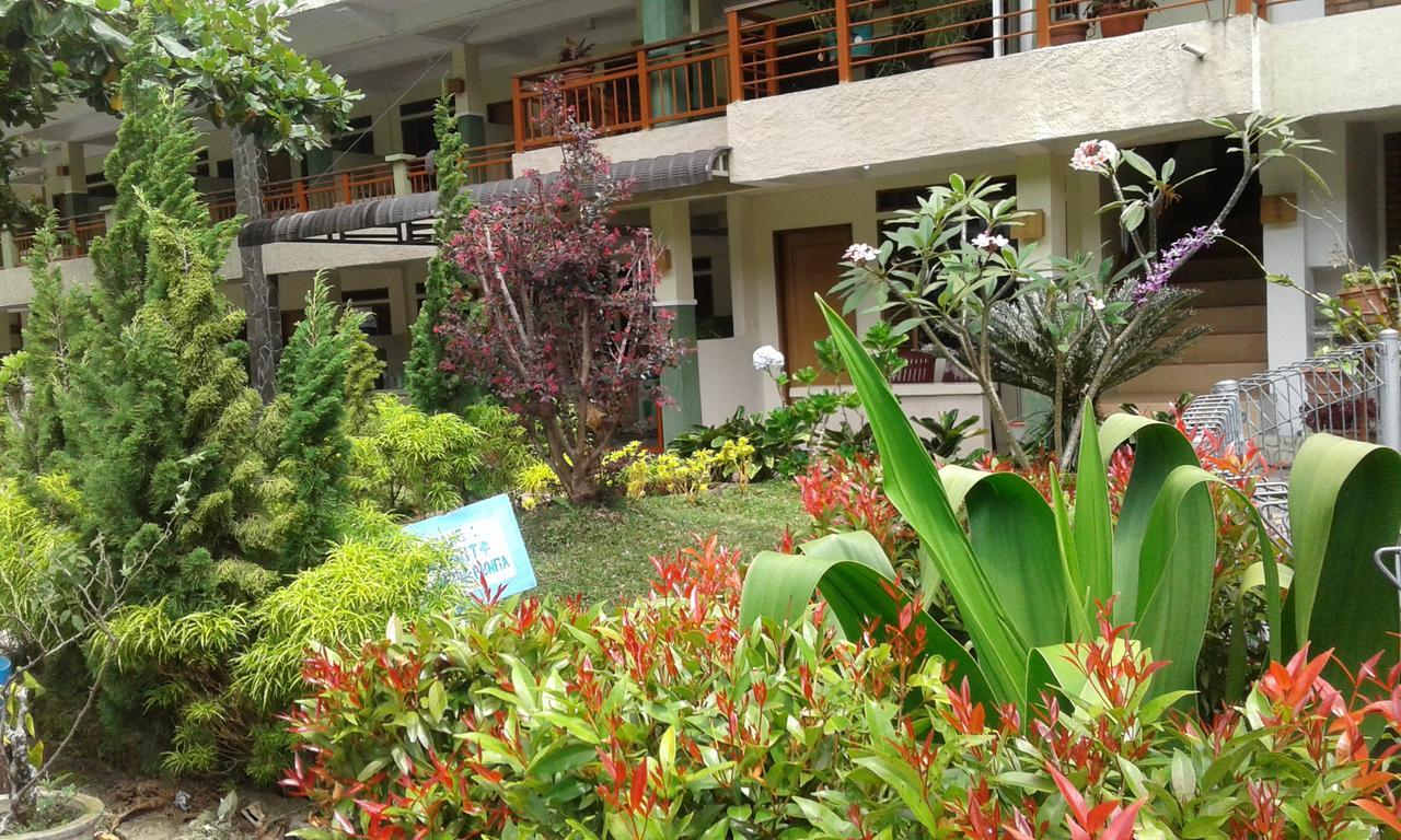 Pandu Lakeside Hotel Parapat Esterno foto