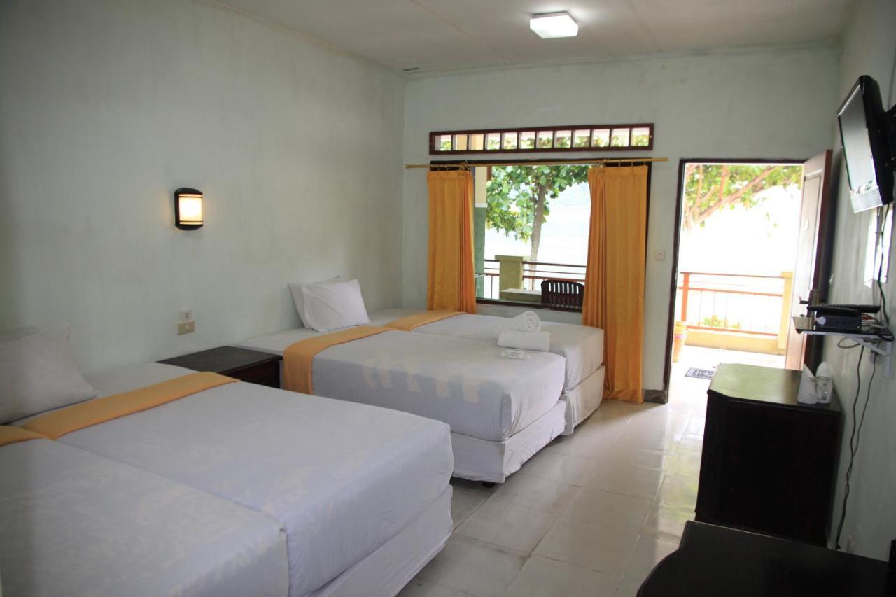 Pandu Lakeside Hotel Parapat Esterno foto